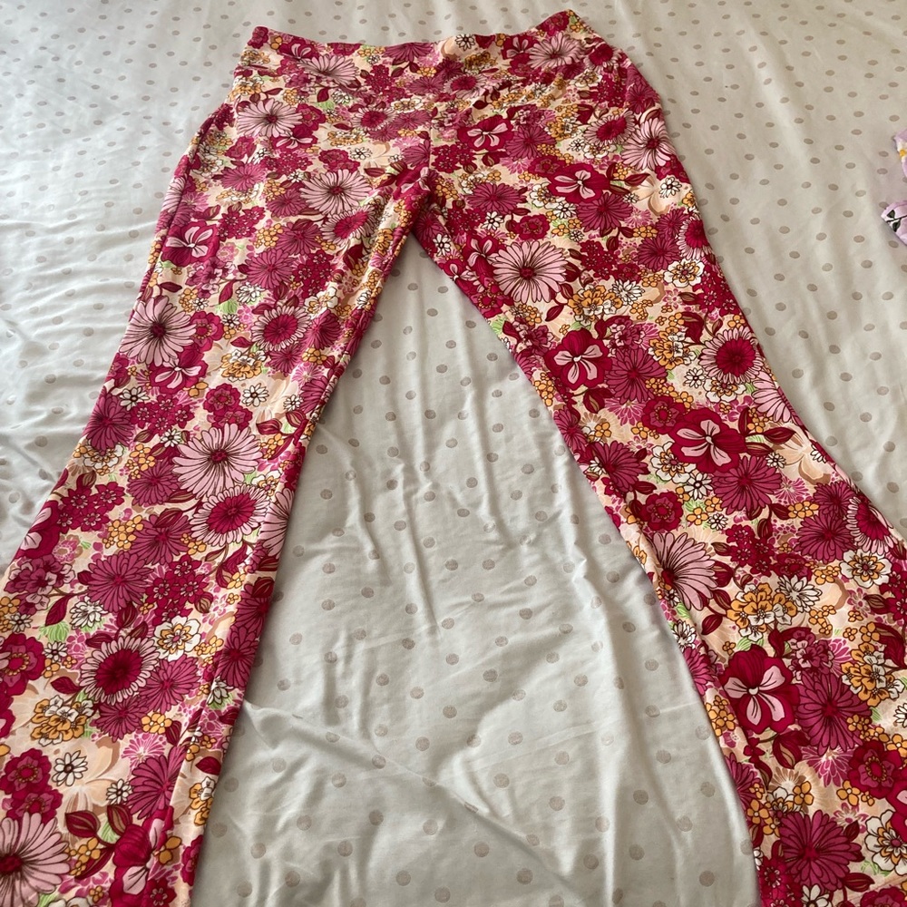 Elastic waist pants